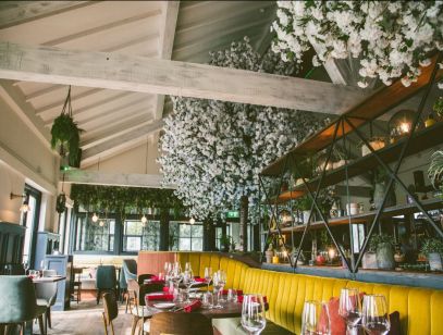 Castle Kitchen + Bar | Interiors 