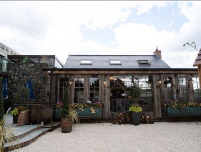 Castle Kitchen + Bar | The Barn 