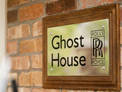 The Ghost House | Alexandra Barfoot Photography