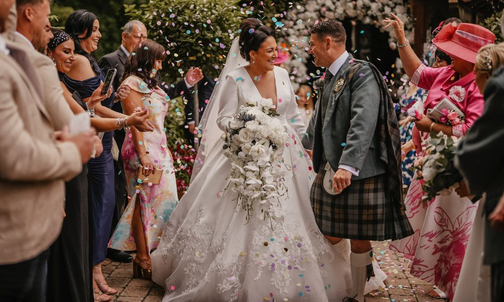 leidah___jodi_confetti.jpg ( Leidah & Jodi confet) leidah jodi confetti