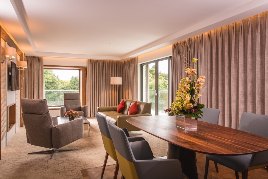 Hotels with Suites Ballymena