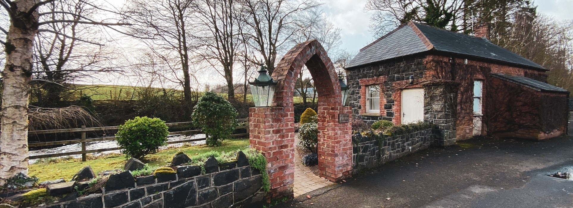The Riverside Cottage Bed & Breakfast