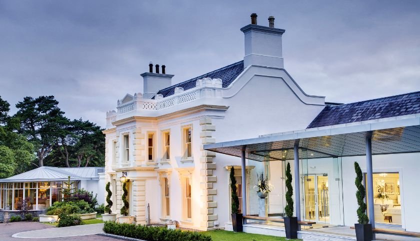 Galgorm awarded AA 5-Star Status as Gillies restaurant earns AA Rosette