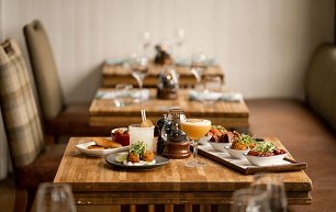 December Dinner at Gillies Grill