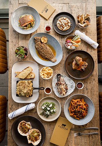 A La Carte Castle Kitchen + Bar