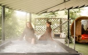 Red Oaks Bed & Breakfast