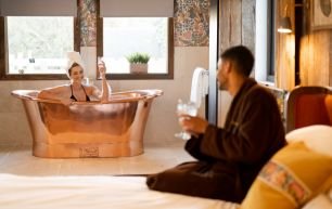 Shepherds Hut Suite 2 Night Spa Retreat